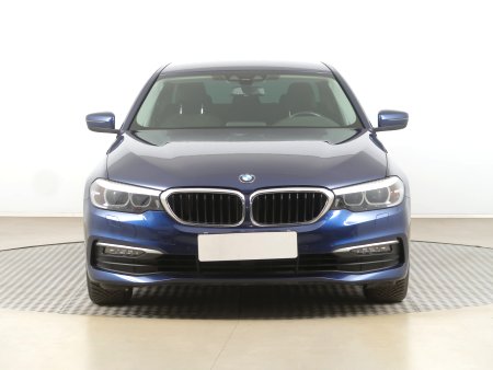 BMW Řada 5, 2017 - pohled č. 2