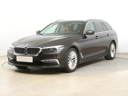 BMW Řada 5, 2017 - pohled č. 3