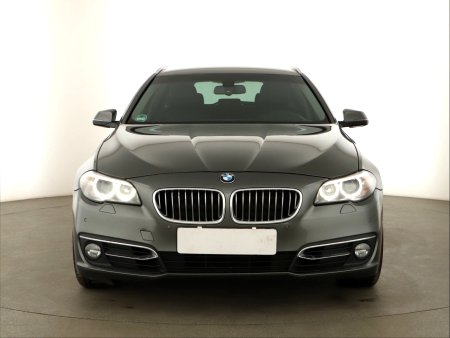 BMW Řada 5, 2014 - pohled č. 2