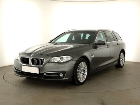 BMW Řada 5, 2014 - pohled č. 3