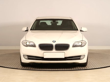 BMW Řada 5, 2013 - pohled č. 2