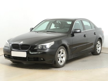 BMW Řada 5, 2006 - pohled č. 3