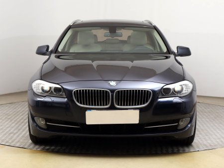 BMW Řada 5, 2012 - pohled č. 2