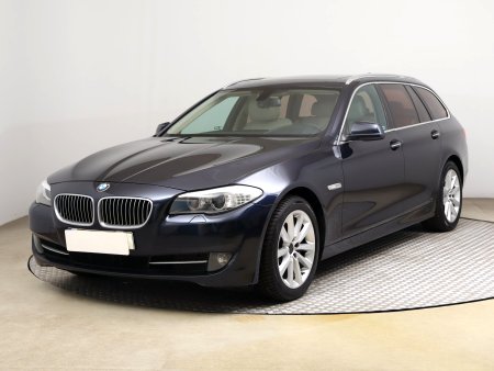 BMW Řada 5, 2012 - pohled č. 3