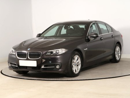 BMW Řada 5, 2014 - pohled č. 3