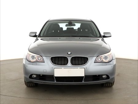 BMW Řada 5, 2006 - pohled č. 2