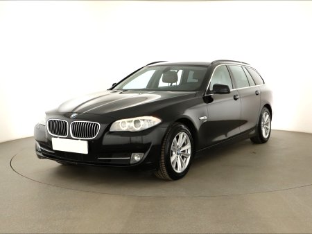 BMW Řada 5, 2011 - pohled č. 3