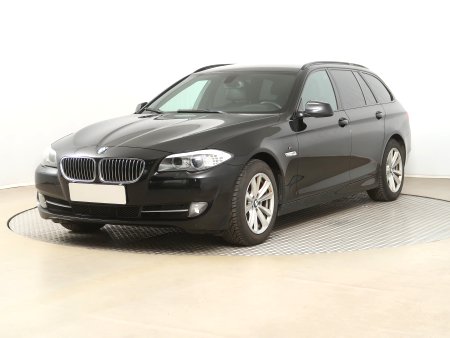 BMW Řada 5, 2013 - pohled č. 3