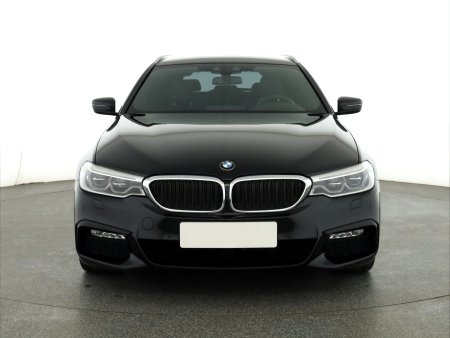 BMW Řada 5, 2017 - pohled č. 2