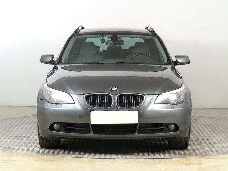 BMW Řada 5, 2006 - pohled č. 2