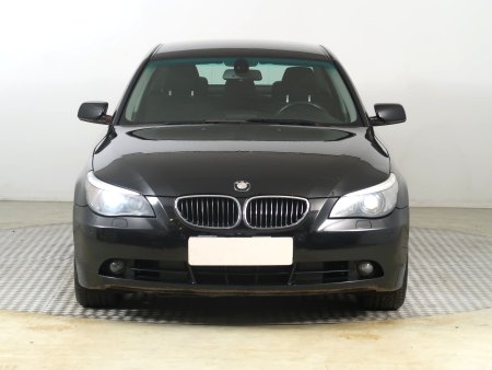 BMW Řada 5, 2005 - pohled č. 2