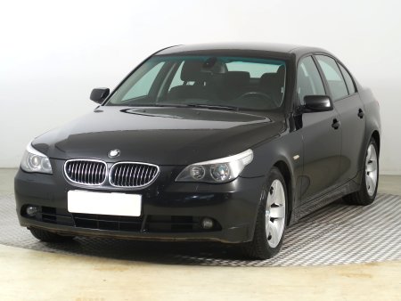 BMW Řada 5, 2005 - pohled č. 3