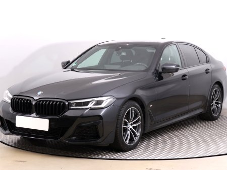 BMW Řada 5, 2022 - pohled č. 3