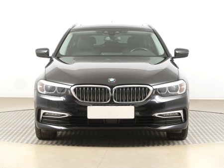 BMW Řada 5, 2019 - pohled č. 2