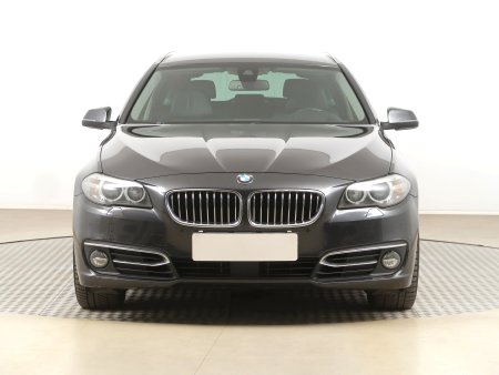 BMW Řada 5, 2014 - pohled č. 2