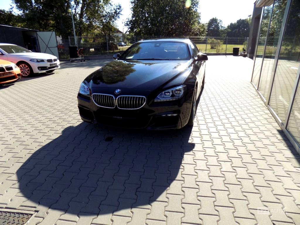 BMW Řada 6, 2012 - pohled č. 2