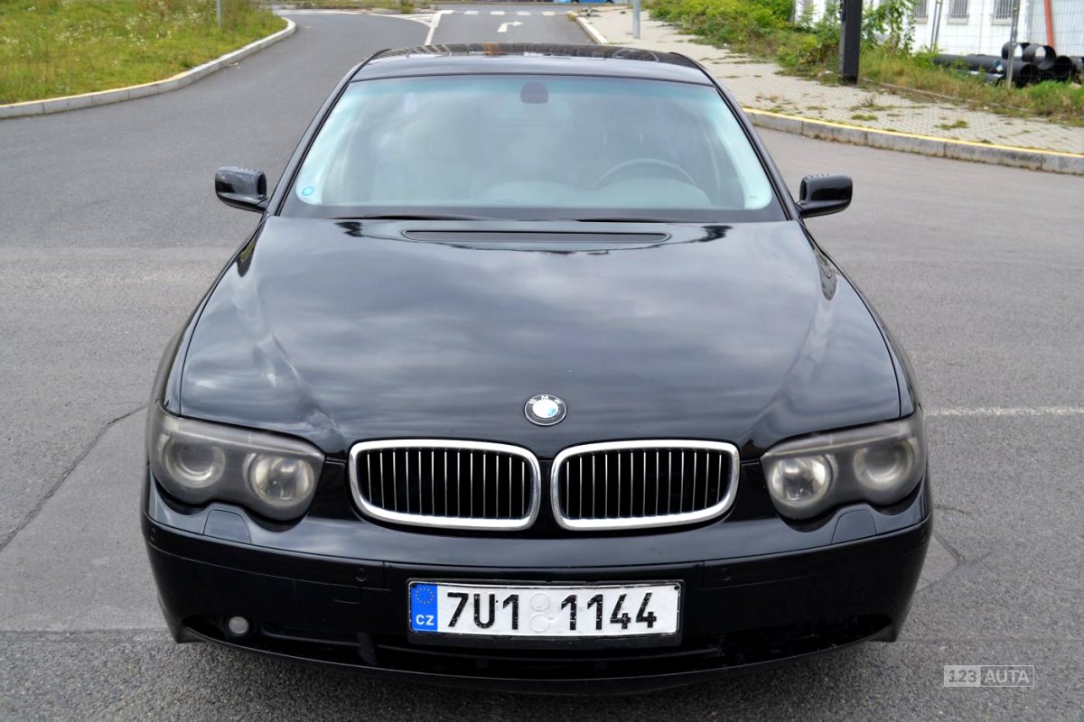 BMW Řada 7, 2004 - pohled č. 2