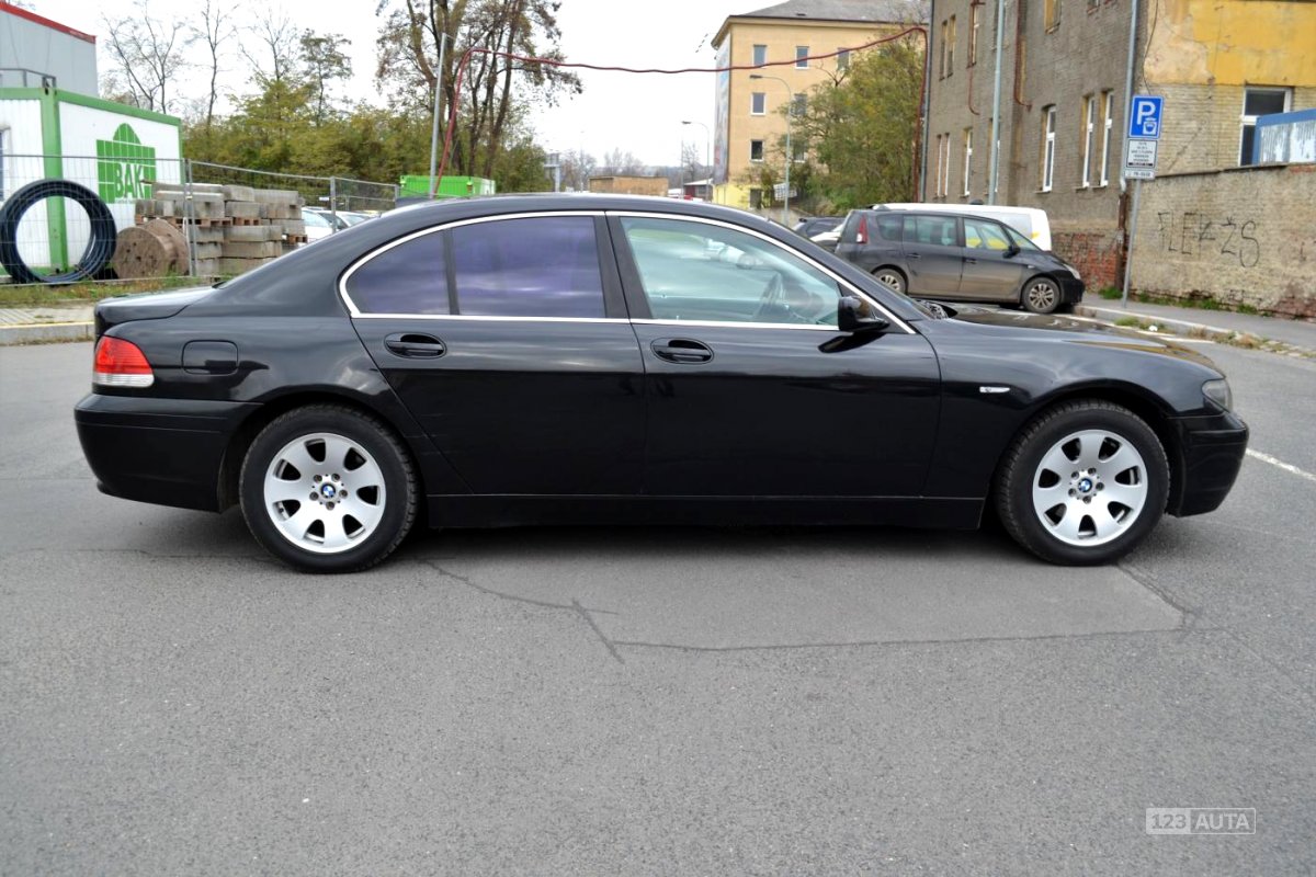 BMW Řada 7, 2004 - pohled č. 4