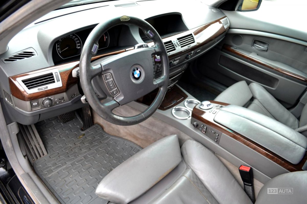 BMW Řada 7, 2004 - pohled č. 8