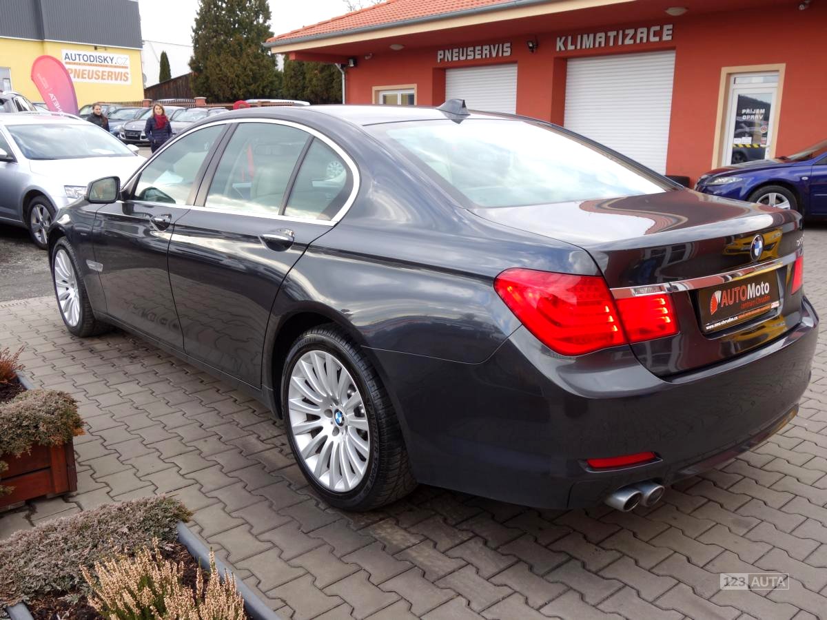 BMW Řada 7, 2009 - pohled č. 5