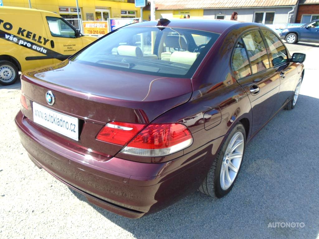 BMW Řada 7, 2008 - pohled č. 7