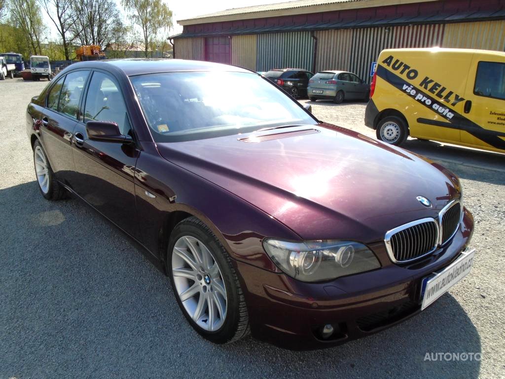 BMW Řada 7, 2008 - pohled č. 9