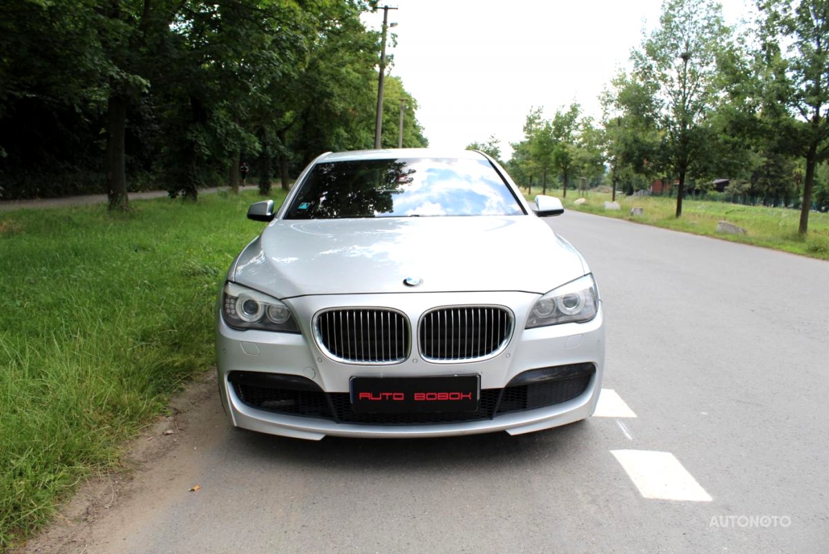BMW Řada 7, 2012 - celkový pohled