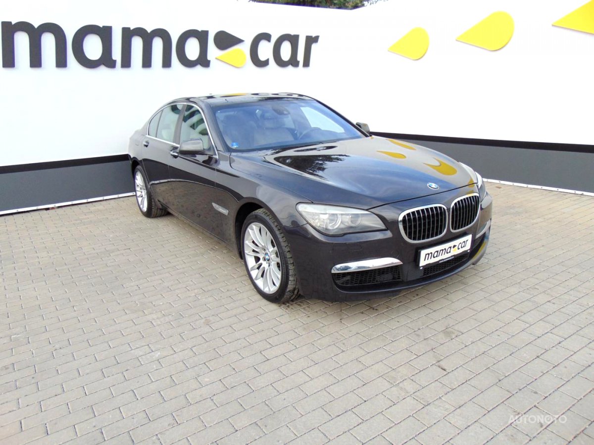 BMW Řada 7, 2012 - celkový pohled