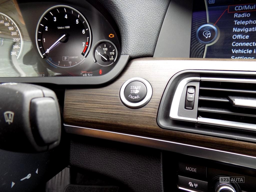 BMW Řada 7, 2010 - pohled č. 12