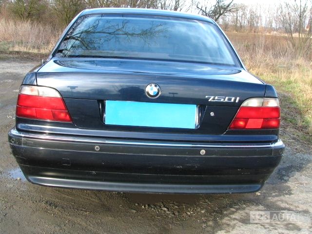 BMW Řada 7, 1997 - pohled č. 3