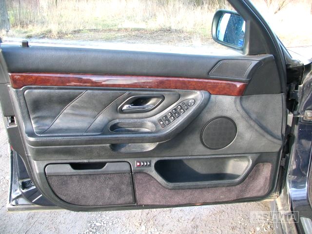 BMW Řada 7, 1997 - pohled č. 7