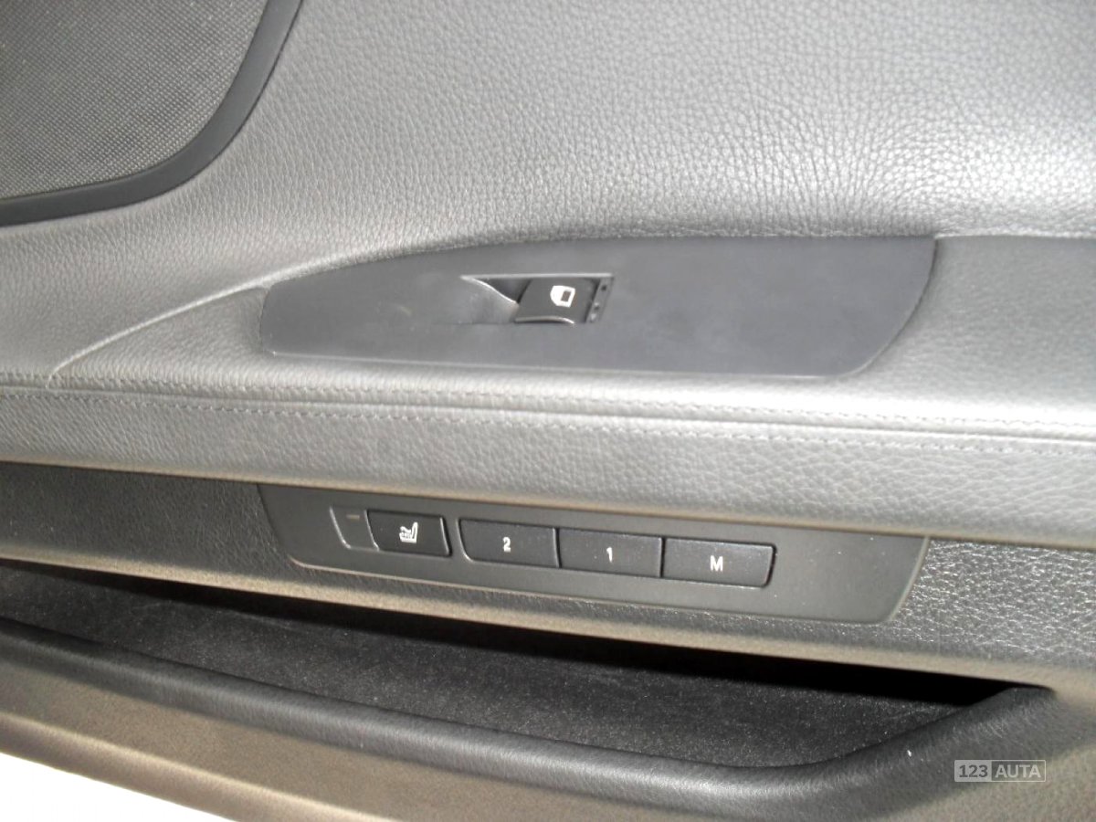 BMW Řada 7, 2009 - pohled č. 21