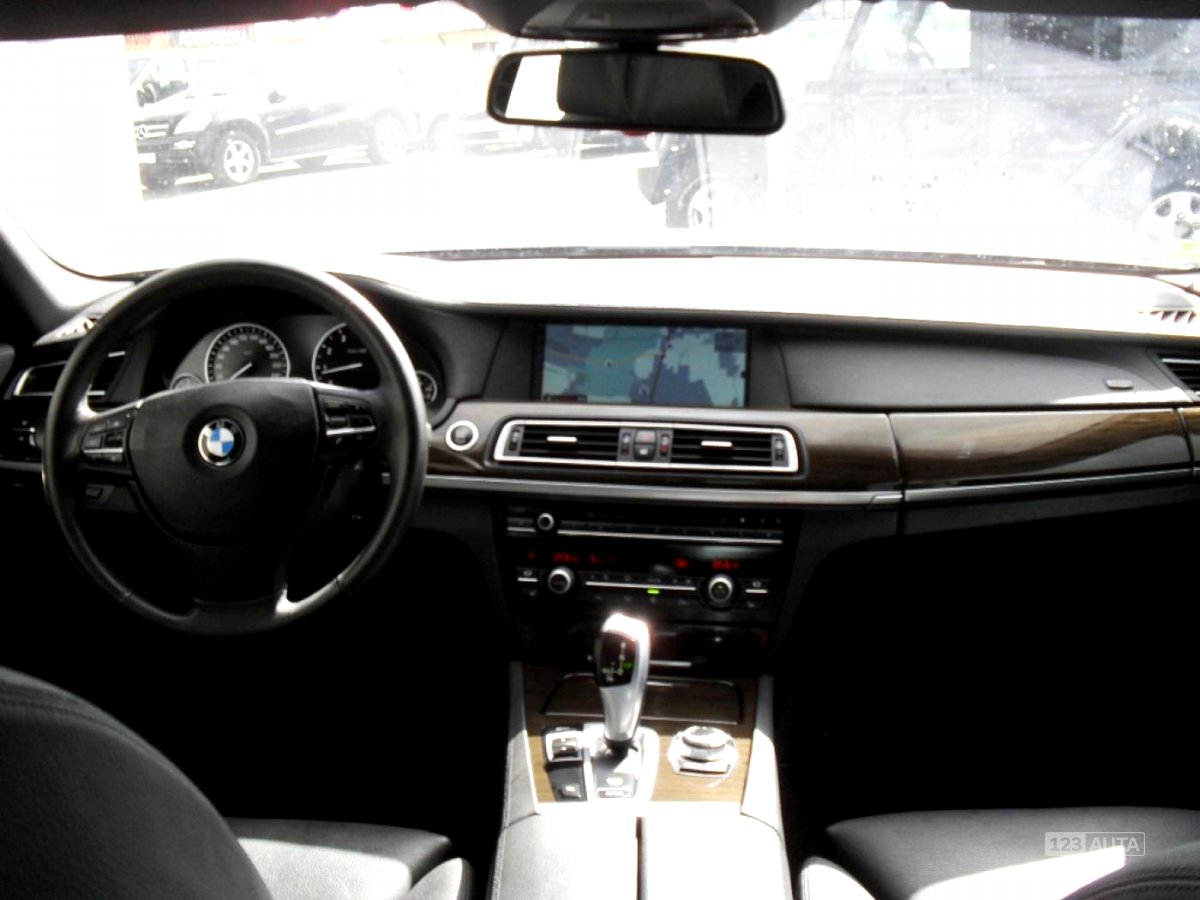 BMW Řada 7, 2009 - pohled č. 23