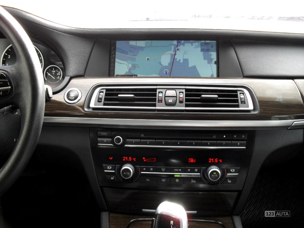 BMW Řada 7, 2009 - pohled č. 24