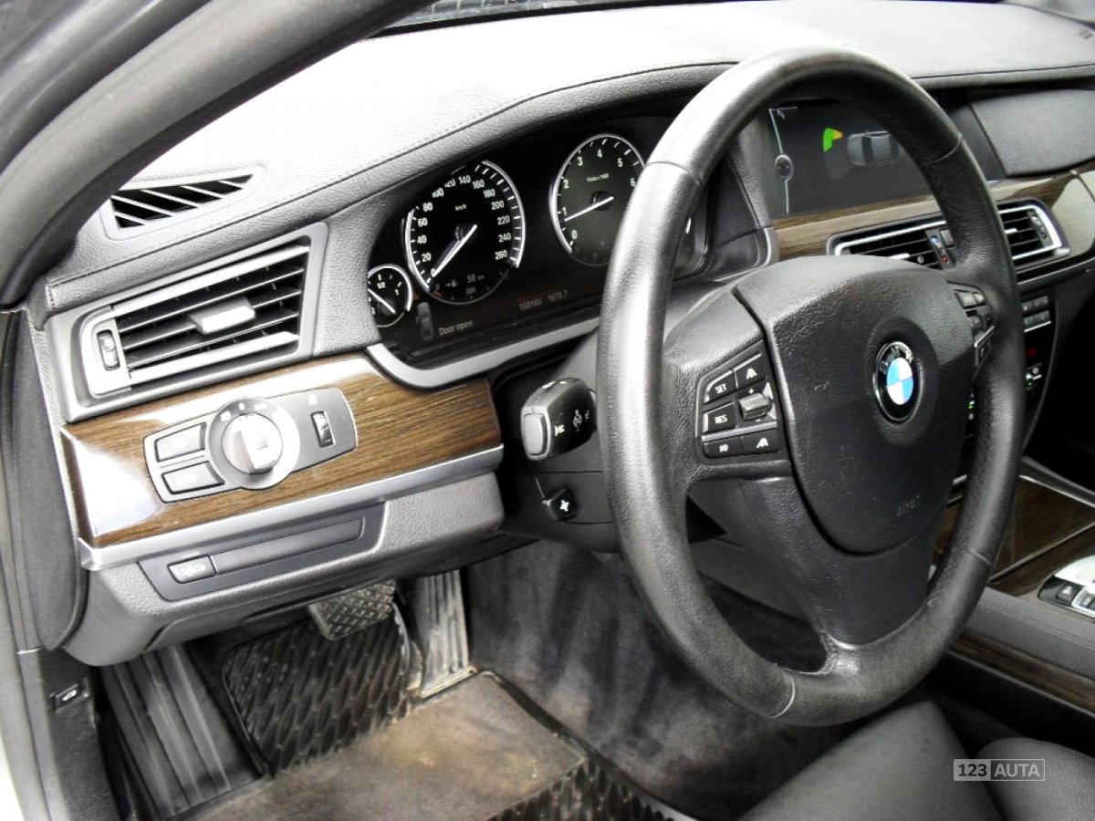 BMW Řada 7, 2009 - pohled č. 26