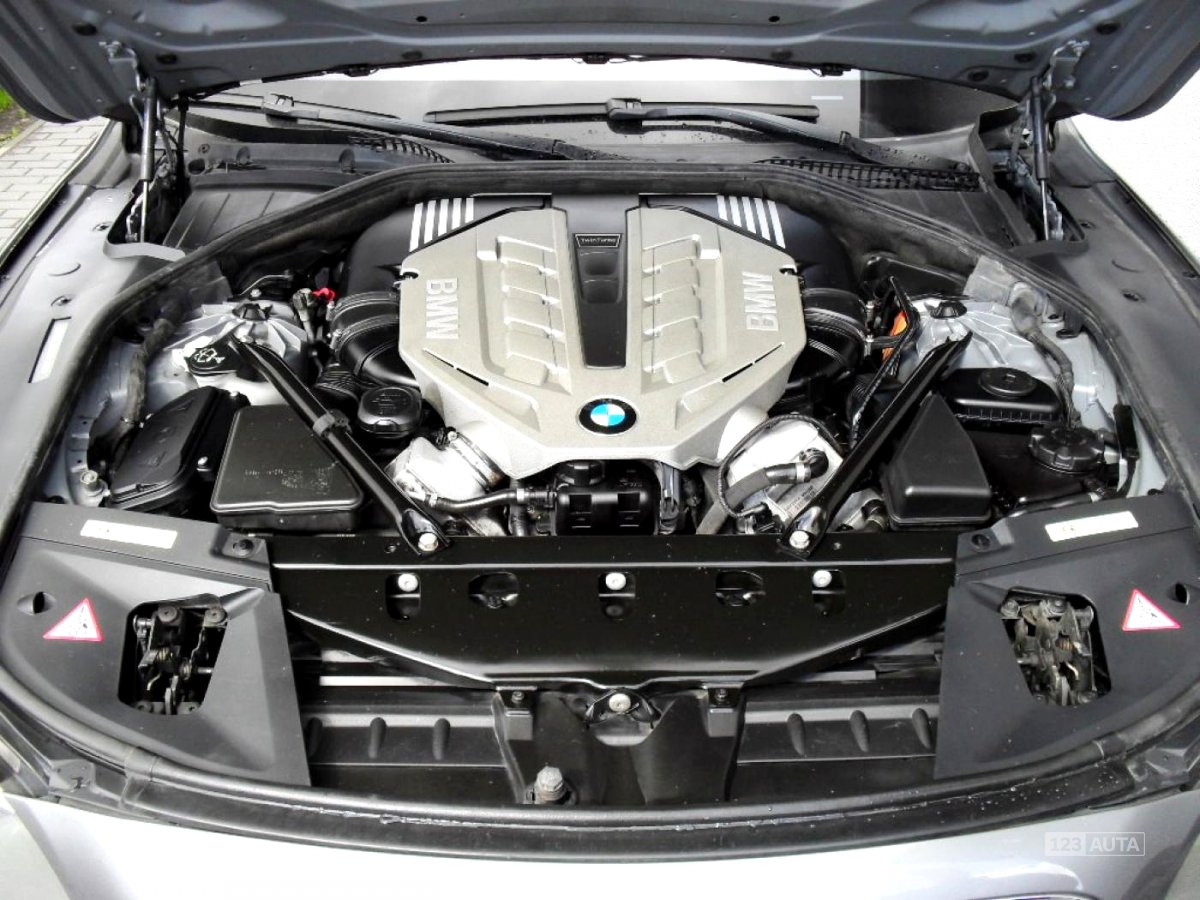 BMW Řada 7, 2009 - pohled č. 27