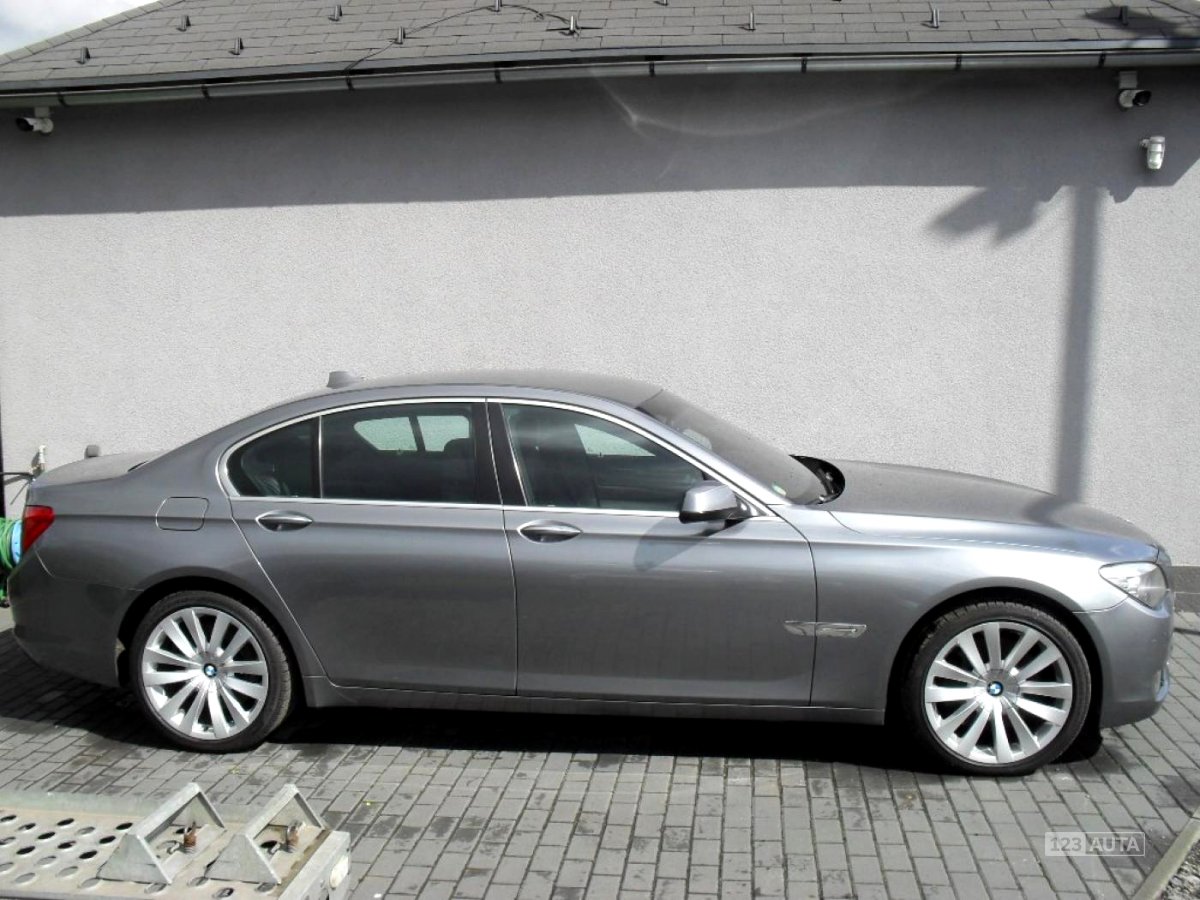 BMW Řada 7, 2009 - pohled č. 7