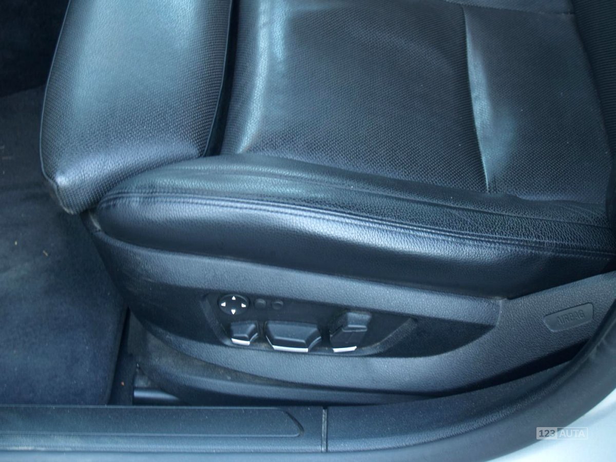 BMW Řada 7, 2010 - pohled č. 12