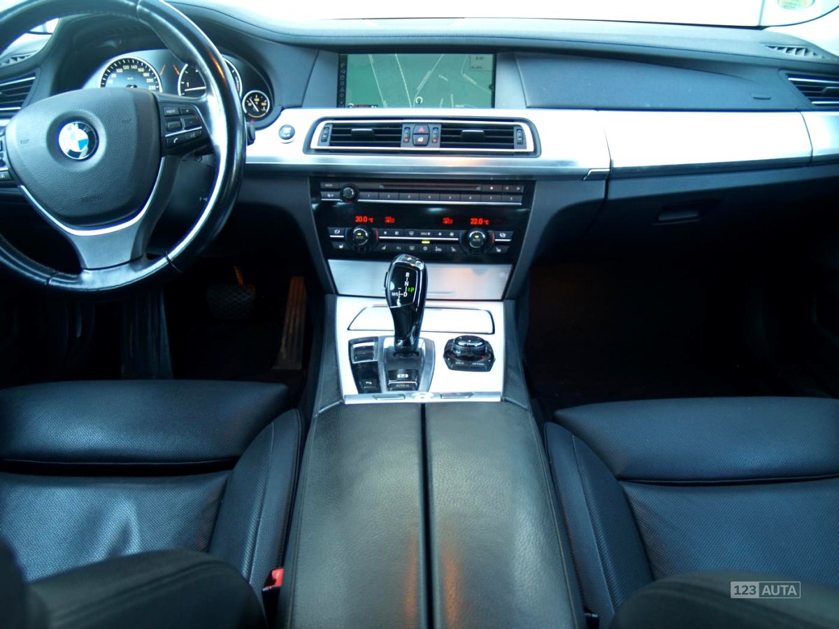 BMW Řada 7, 2010 - pohled č. 15