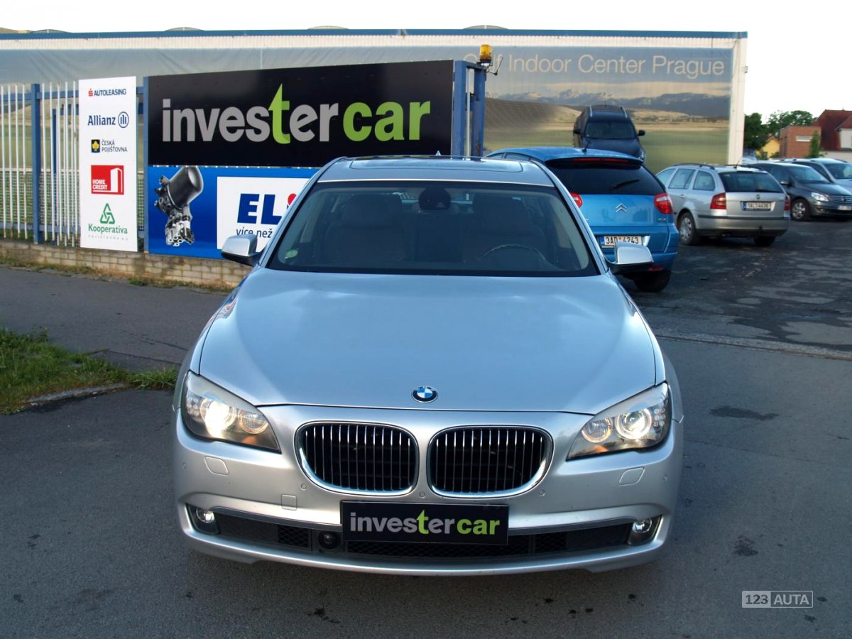 BMW Řada 7, 2010 - pohled č. 8