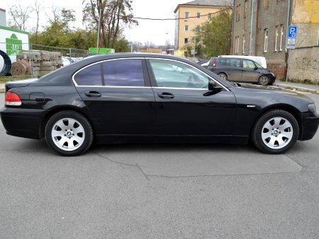 BMW Řada 7, 2004 - pohled č. 4