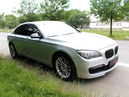 BMW Řada 7, 2012 - pohled č. 8