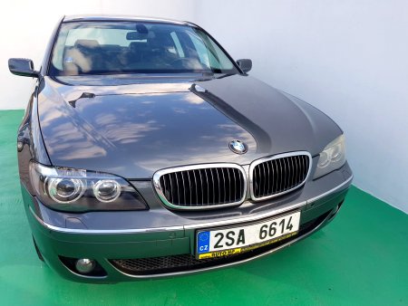 BMW Řada 7, 2005 - pohled č. 2