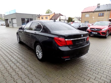 BMW Řada 7, 2010 - pohled č. 5