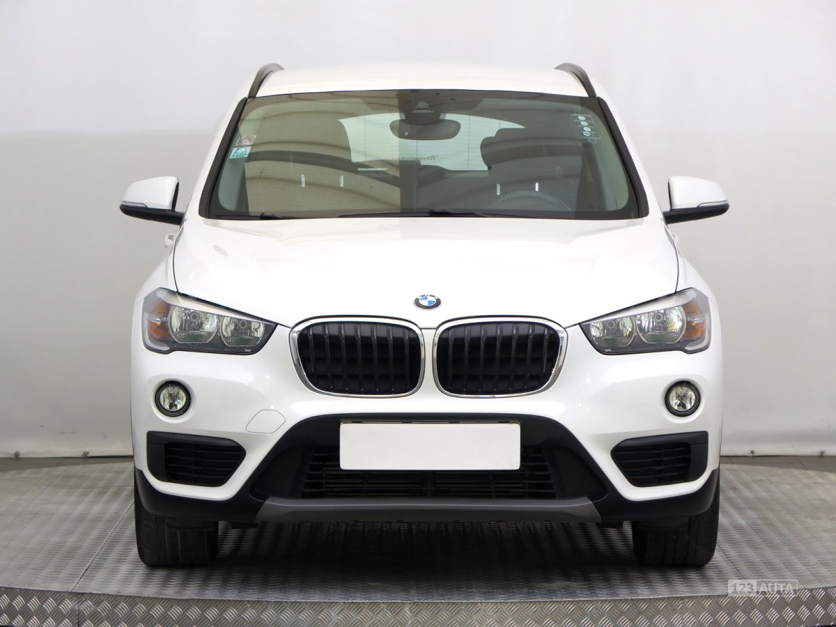 BMW X1, 2015 - pohled č. 2