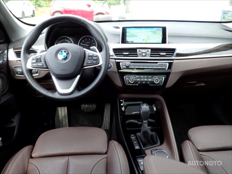 BMW X1, 2017 - pohled č. 9