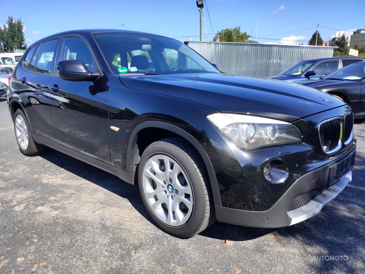 BMW X1, 2011 - pohled č. 2