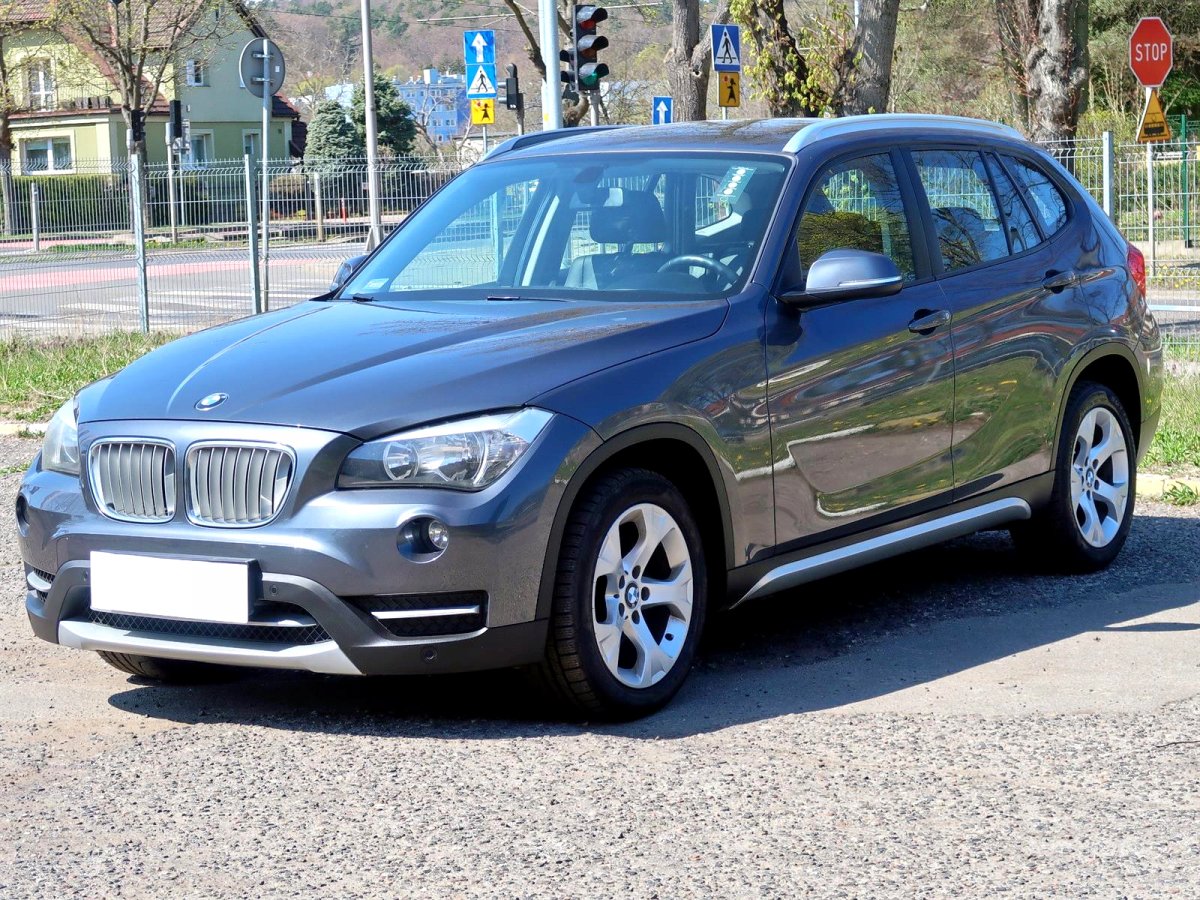 BMW X1, 2012 - pohled č. 3