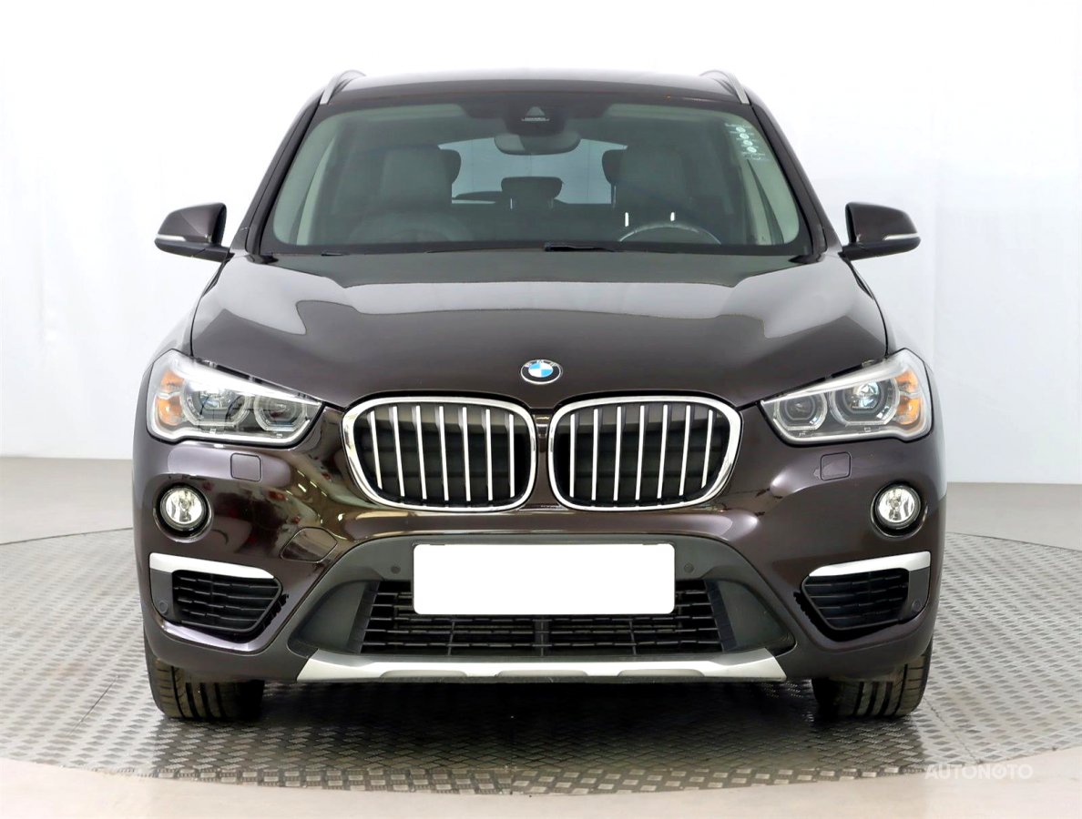 BMW X1, 2016 - pohled č. 2