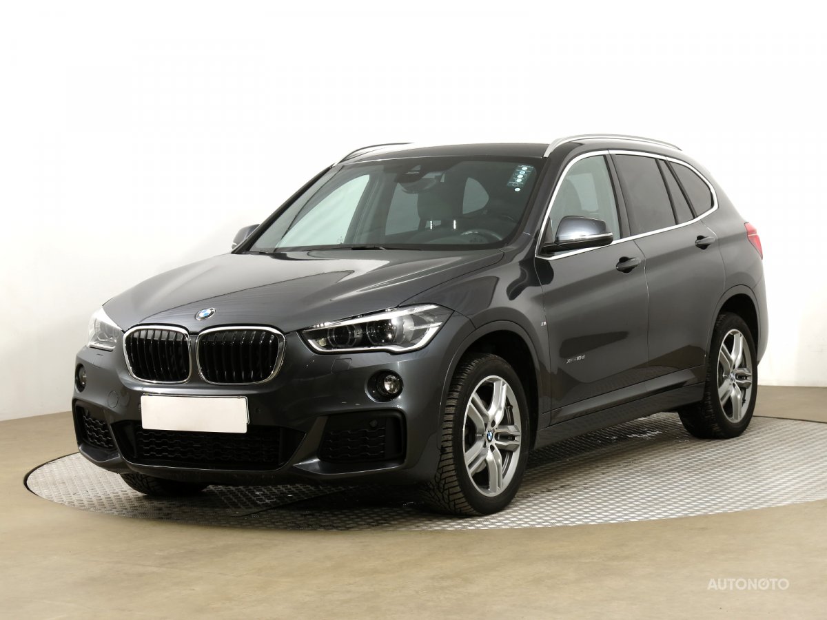 BMW X1, 2018 - pohled č. 3
